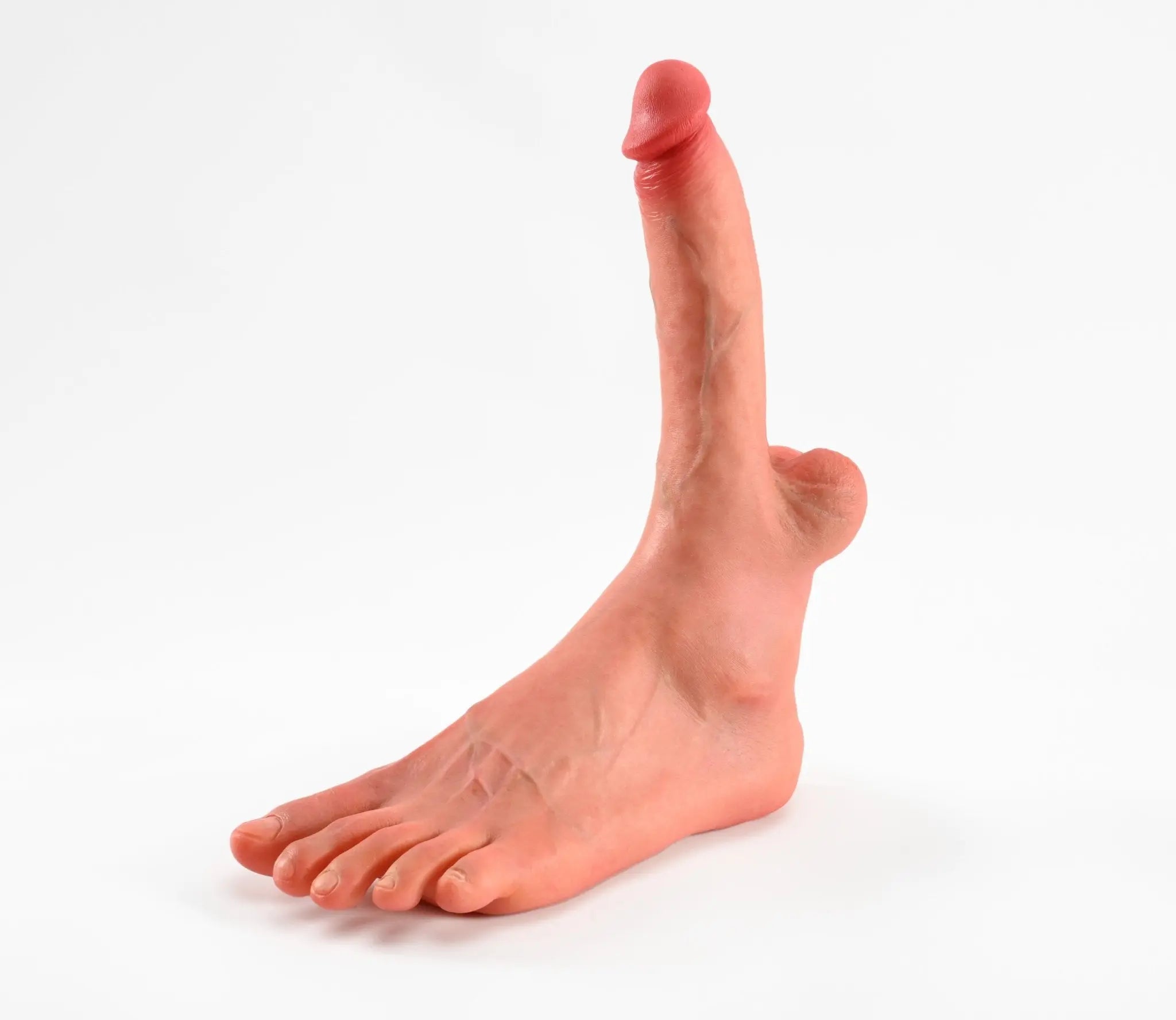 lifelike-silicone-male-foot-dildo-with-large-13-inch-shaft-1626328-1 Lifelike Silicone Male Foot Dildo with Large 13-Inch Shaft - 图片 1